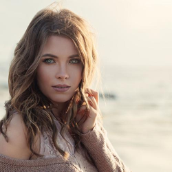 iOS版2048聚友客栈界面